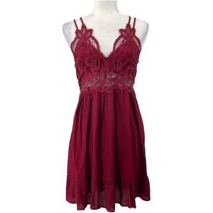 Francesca’s NWT Burgundy dress Valentines dress